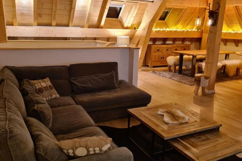 Les Du Monetier: Charming Prestige In Village Heart Apartment *