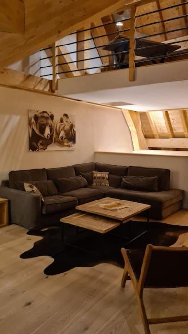 Apartment Les Du Monetier: Charming Prestige In Village Heart *