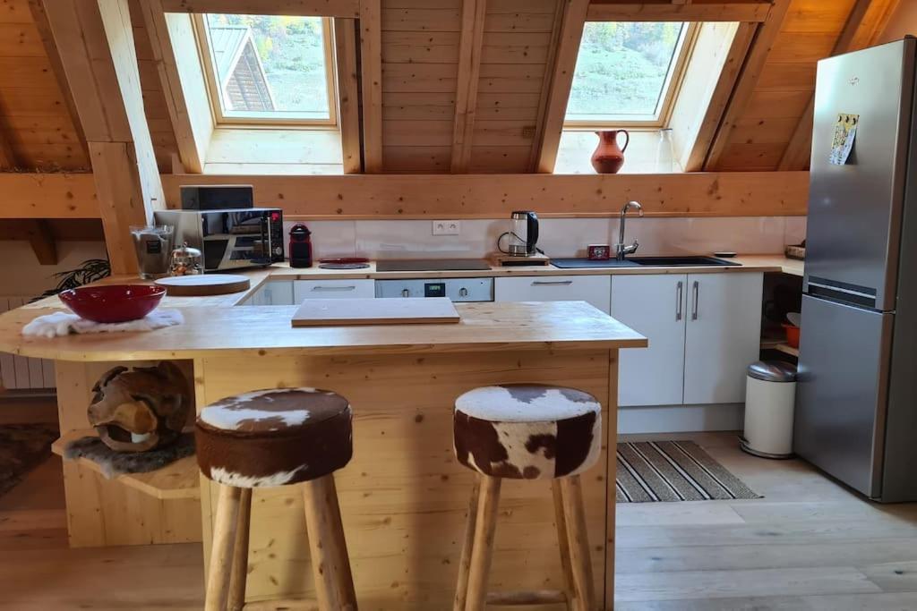 Appartamento Les Du Monetier, Alliant Le Charme Et L'authenticite D'un De Prestige Au Coeur Du Village Le Monêtier-les-Bains