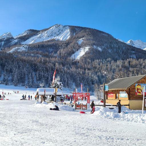 Les Du Monetier, Alliant Le Charme Et L'authenticite D'un De Prestige Au Coeur Du Village Appartamento Le Monêtier-les-Bains